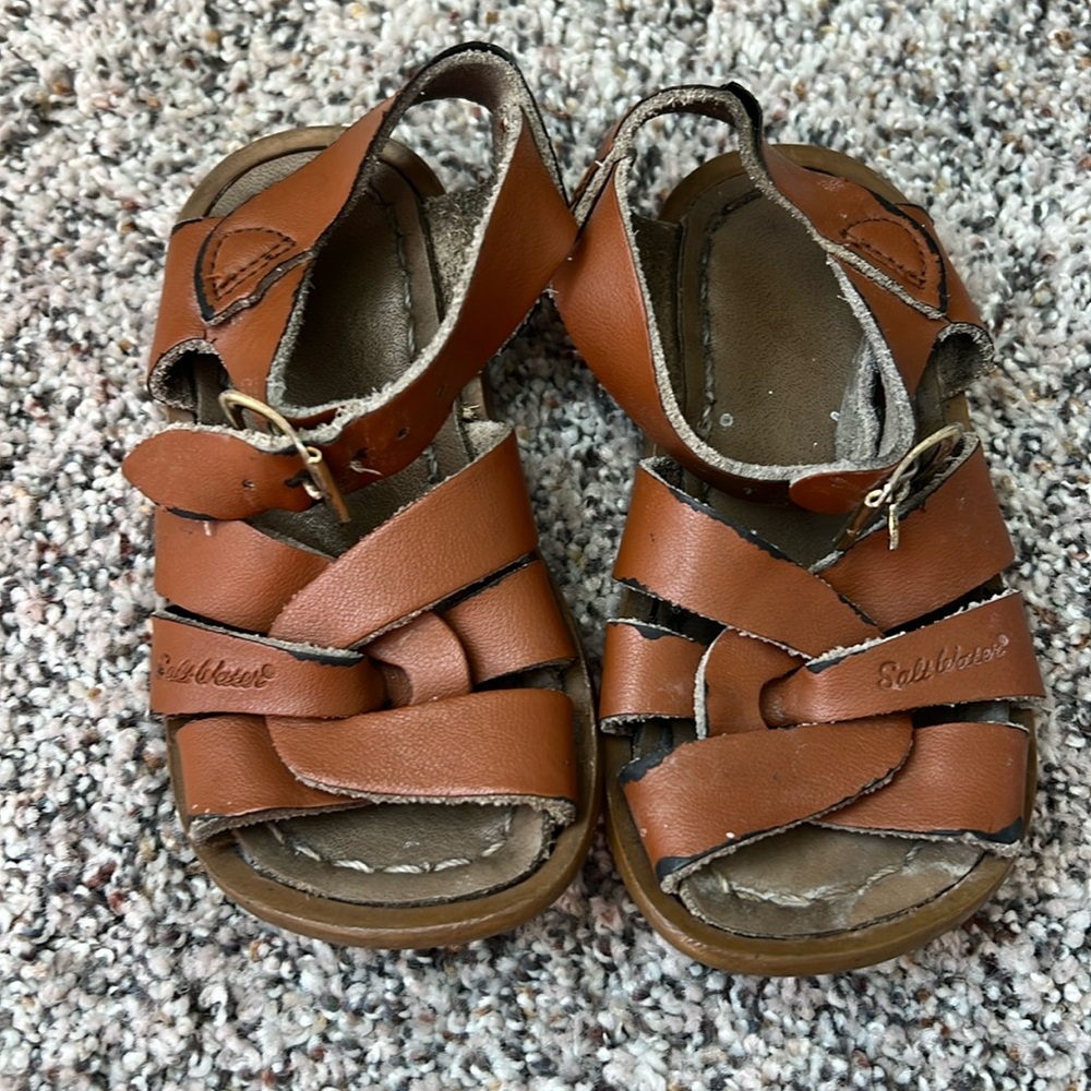 Salt Water Sandals Size 5